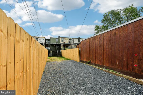 $3,200 | 3348 Chestnut Avenue, Baltimore, MD 21211