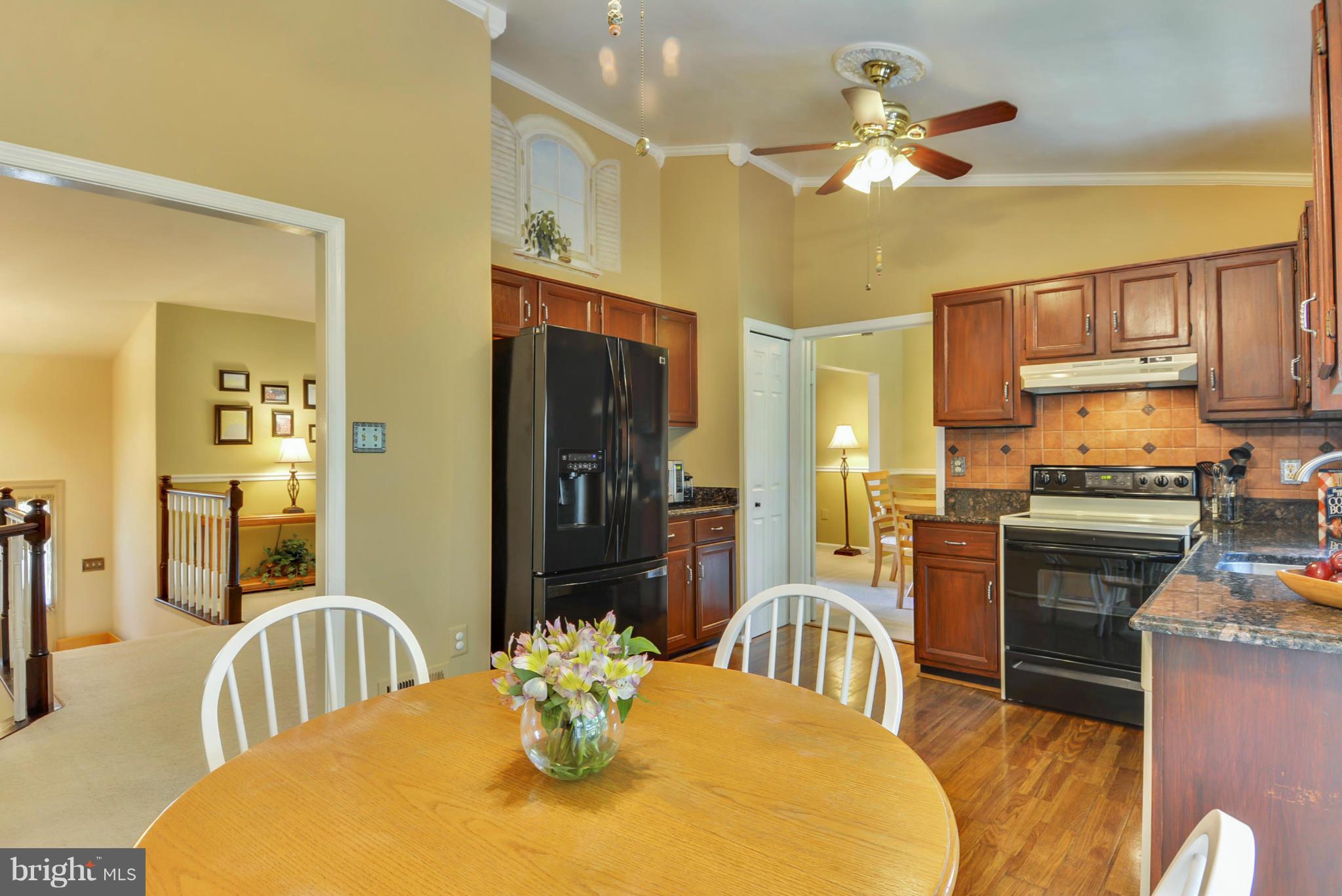 13318 Point Rider Lane Herndon, VA 20171 - Photo 8 of 30 Kitchen