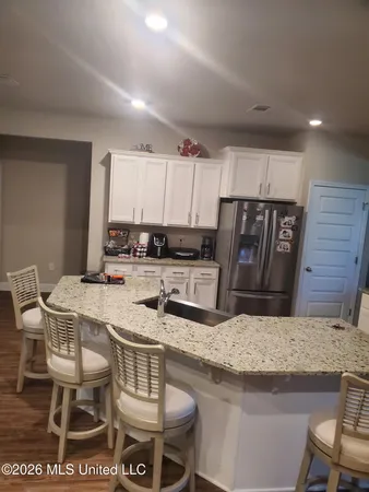 $2,500 | 6453 Chickory Way, Ocean Springs, MS 39564