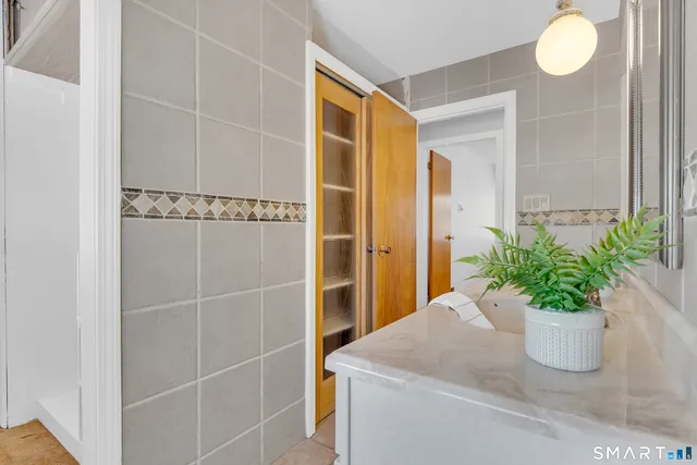 $375,000 | 33 Recano Road, New Britain, CT 06053