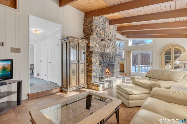 $375,000 | 33 Recano Road, New Britain, CT 06053