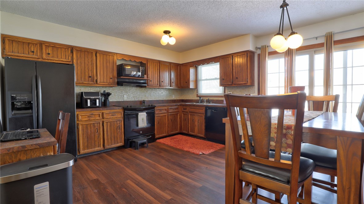 3541 Plover Drive Decatur, IL 62526 - Photo 9 of 26 Gallery Image 9