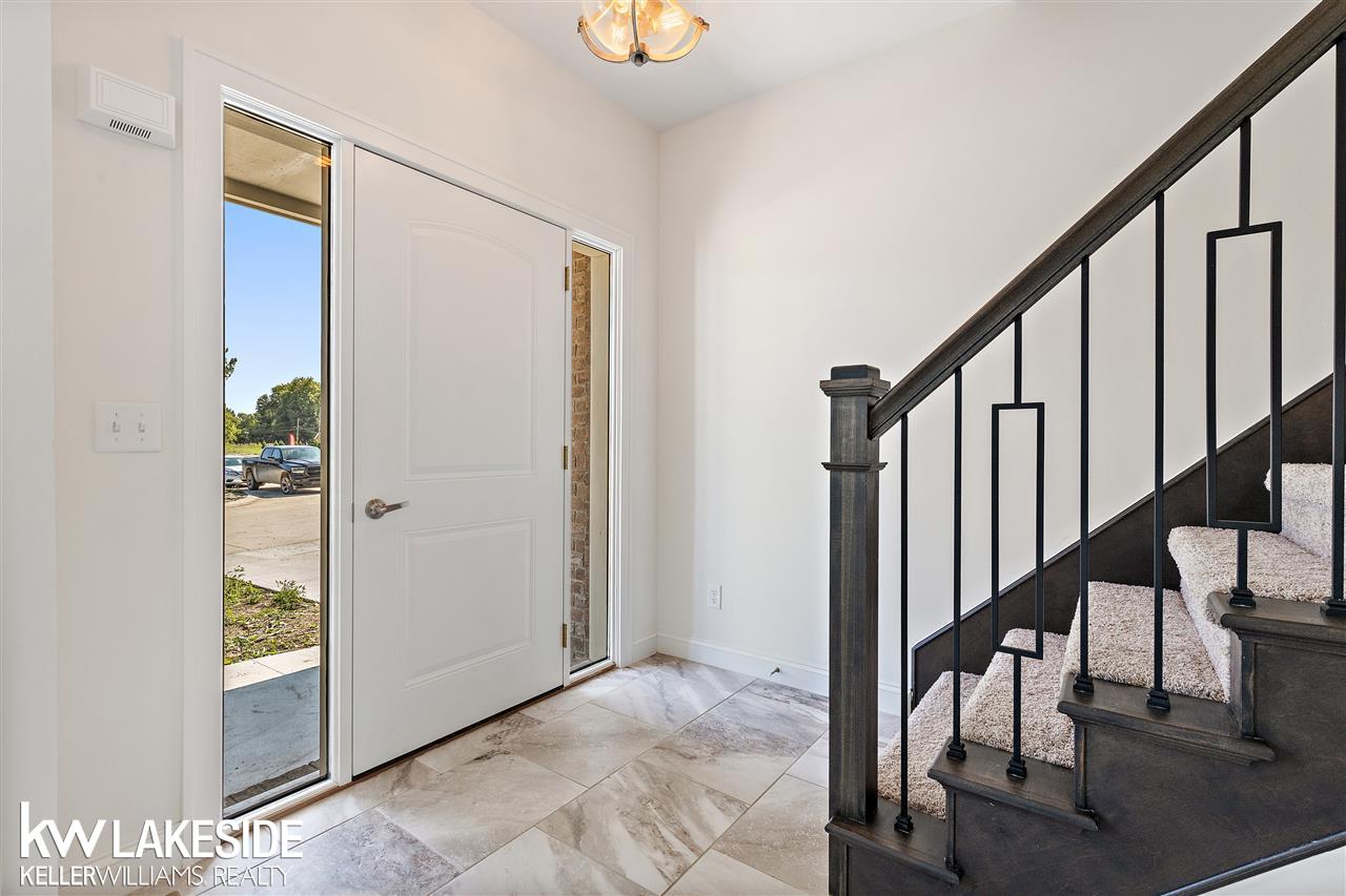 47459 Bayside Boulevard, Unit 3 Chesterfield, MI 48047 - Photo 6 of 34