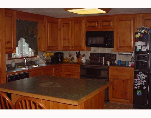89 Town Farm Road Coventry, RI 02816 - Photo 3 of 8 Kitchen.