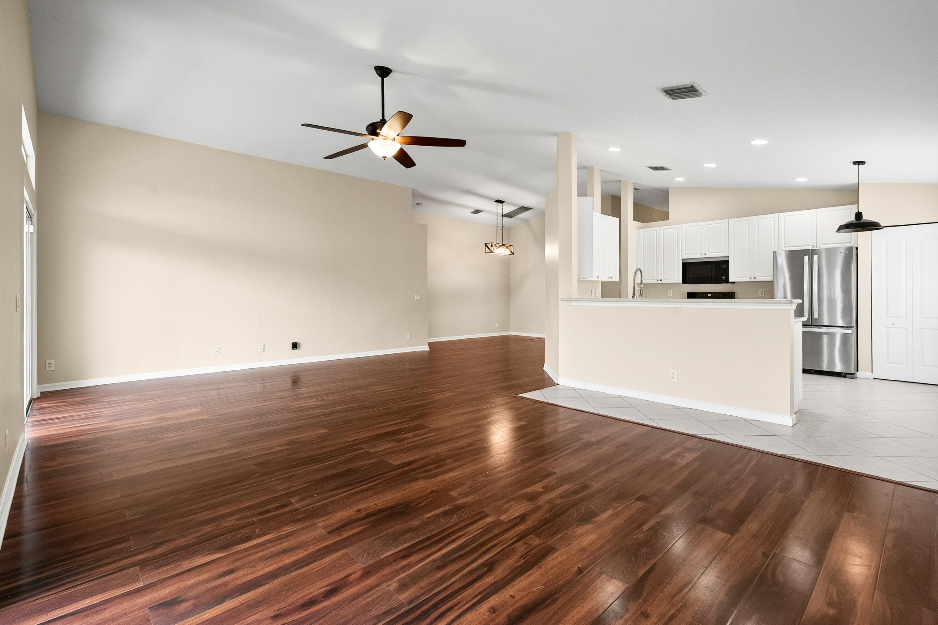 2686 Southwest Regency Road Stuart, FL 34997 - Photo 23 of 40 DSC03352