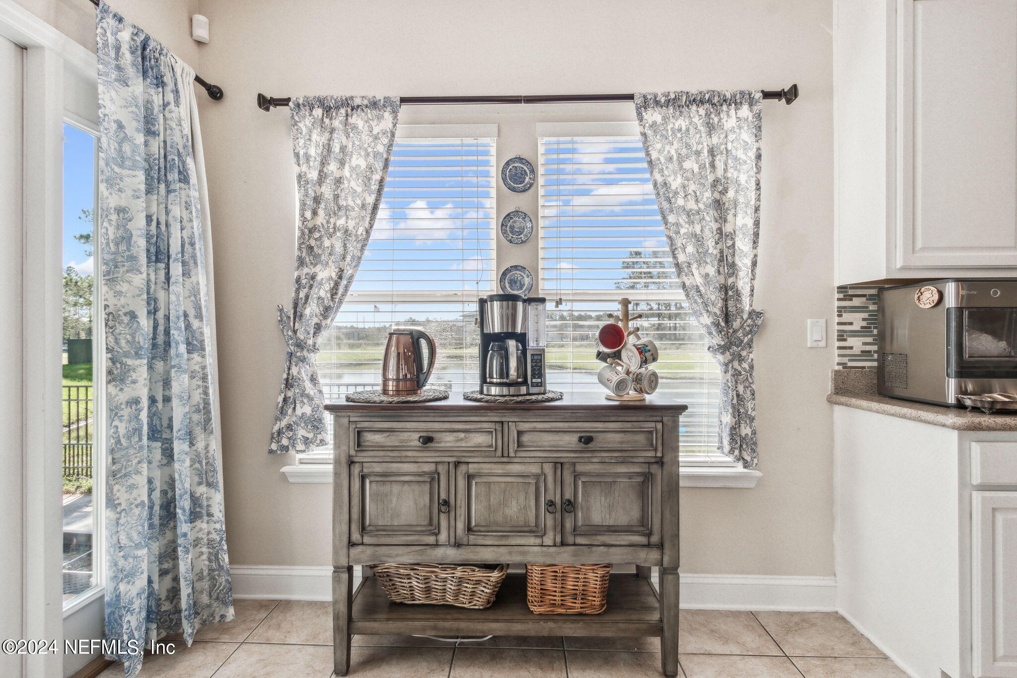 3704 Chasing Falls Road Orange Park, FL 32065 - Photo 16 of 55 Breakfast nook