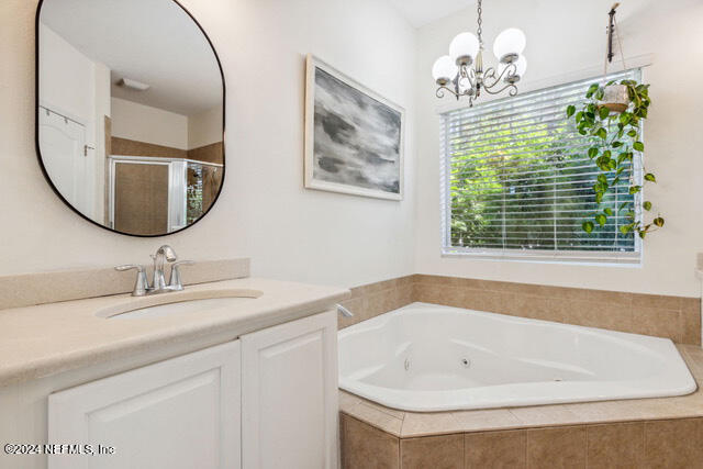 3704 Chasing Falls Road Orange Park, FL 32065 - Photo 29 of 55 Primary Bathroom