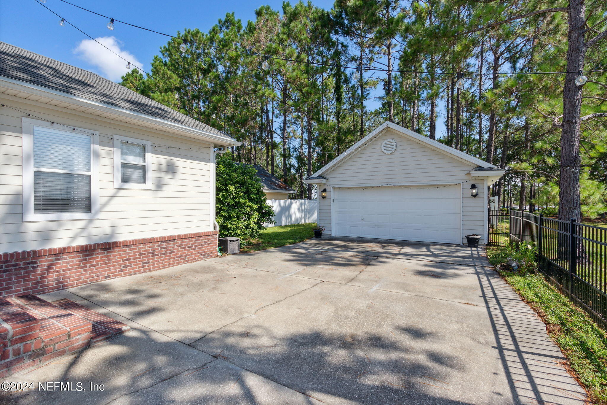 3704 Chasing Falls Road Orange Park, FL 32065 - Photo 44 of 55 and 2-car garage