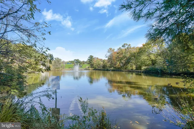 $220,000 | 10118 Little Pond Place, Unit 1, Montgomery Village, MD 20886