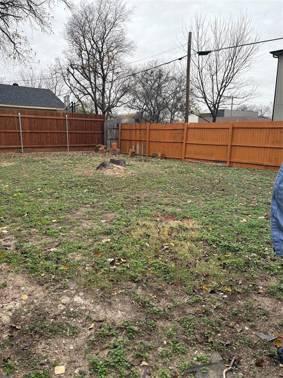 2003 Leath Street Dallas, TX 75212 - Photo 23 of 23 a view of backyard with wooden fence