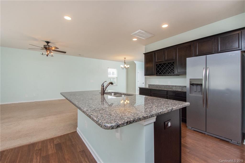 8902 Paddle Oak Road Charlotte, NC 28227 - Photo 6 of 27 Gallery Image 6