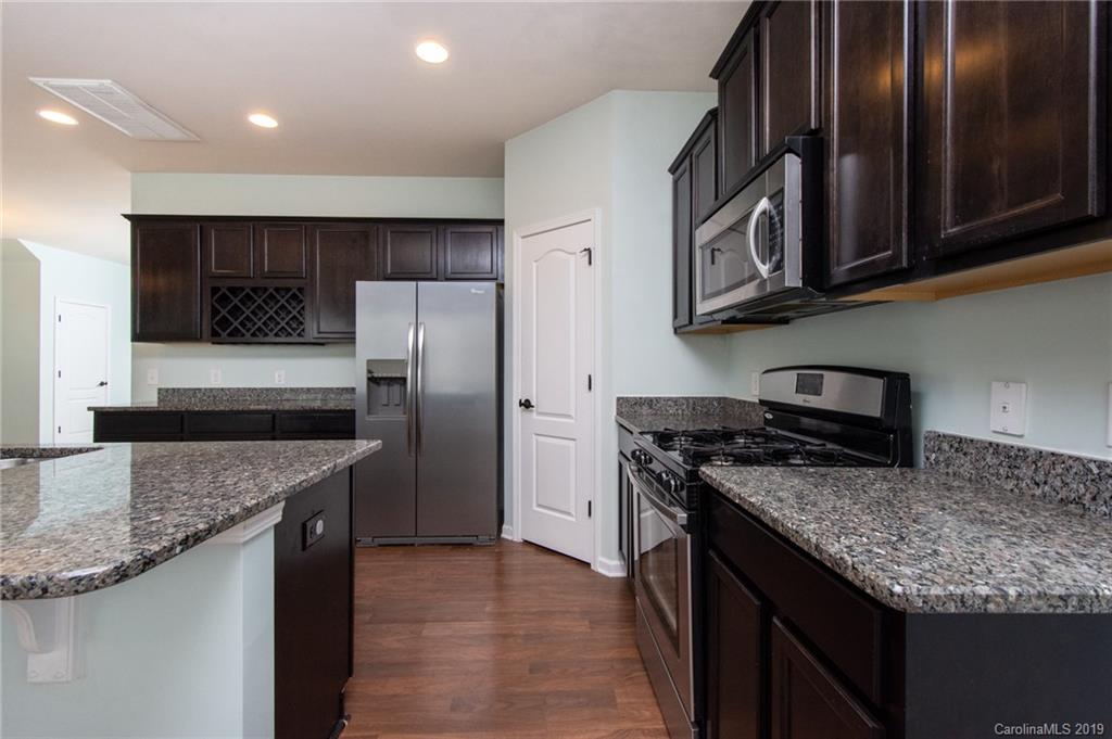 8902 Paddle Oak Road Charlotte, NC 28227 - Photo 7 of 27 Gallery Image 7