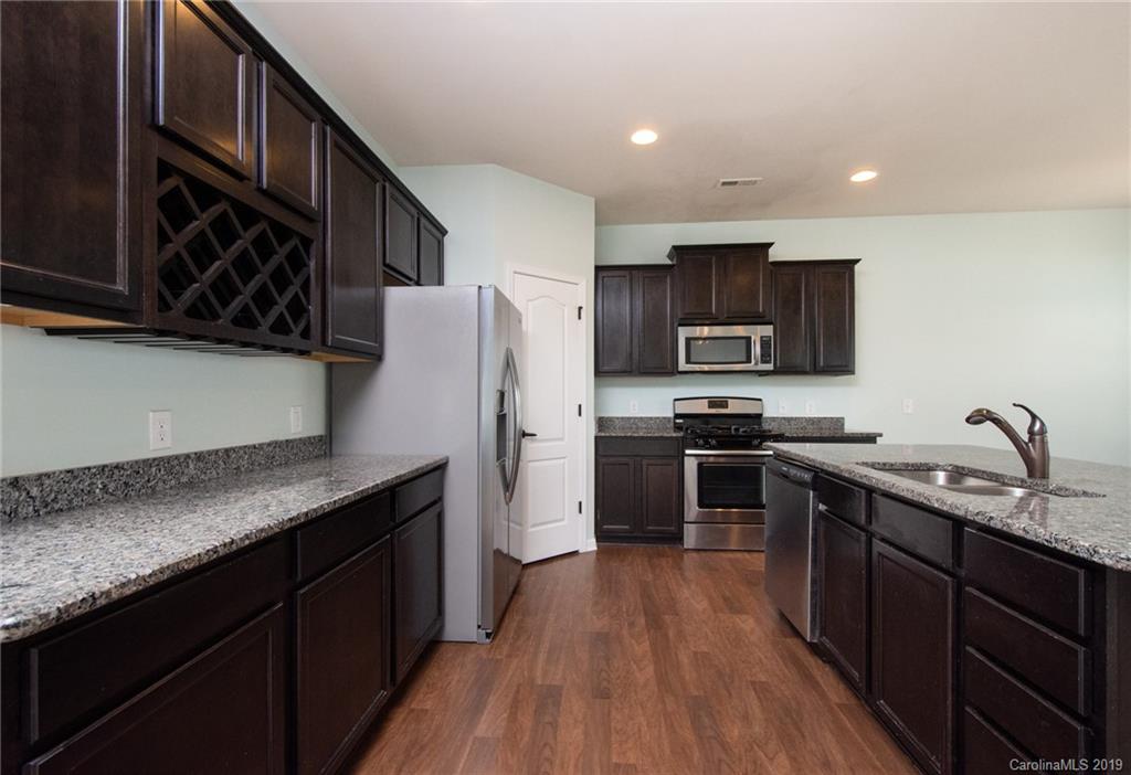 8902 Paddle Oak Road Charlotte, NC 28227 - Photo 8 of 27 Gallery Image 8