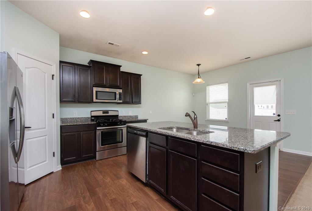 8902 Paddle Oak Road Charlotte, NC 28227 - Photo 9 of 27 Gallery Image 9