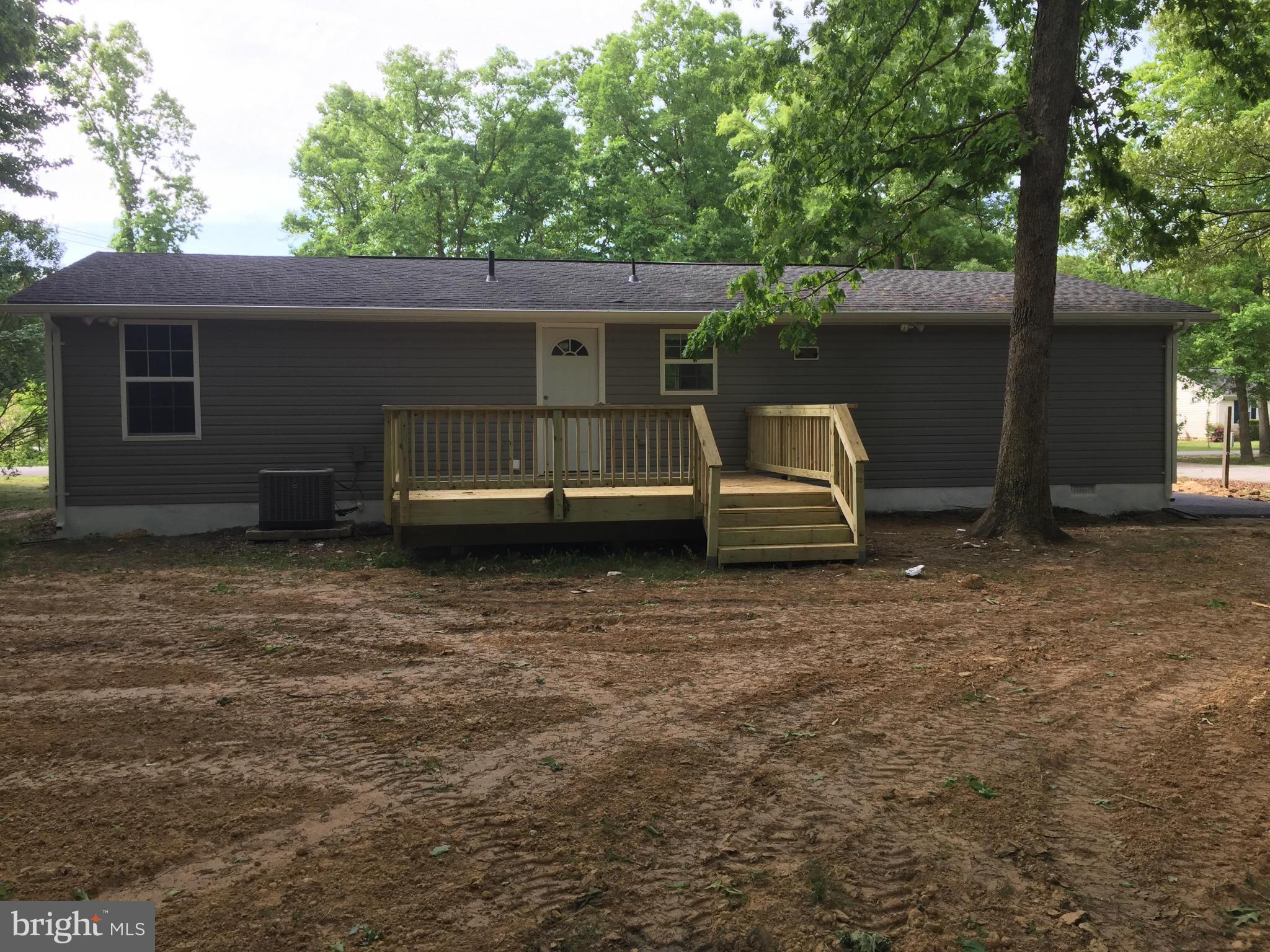 205 Biddle Road Accokeek, MD 20607 - Photo 19 of 24 a house view with a garden space