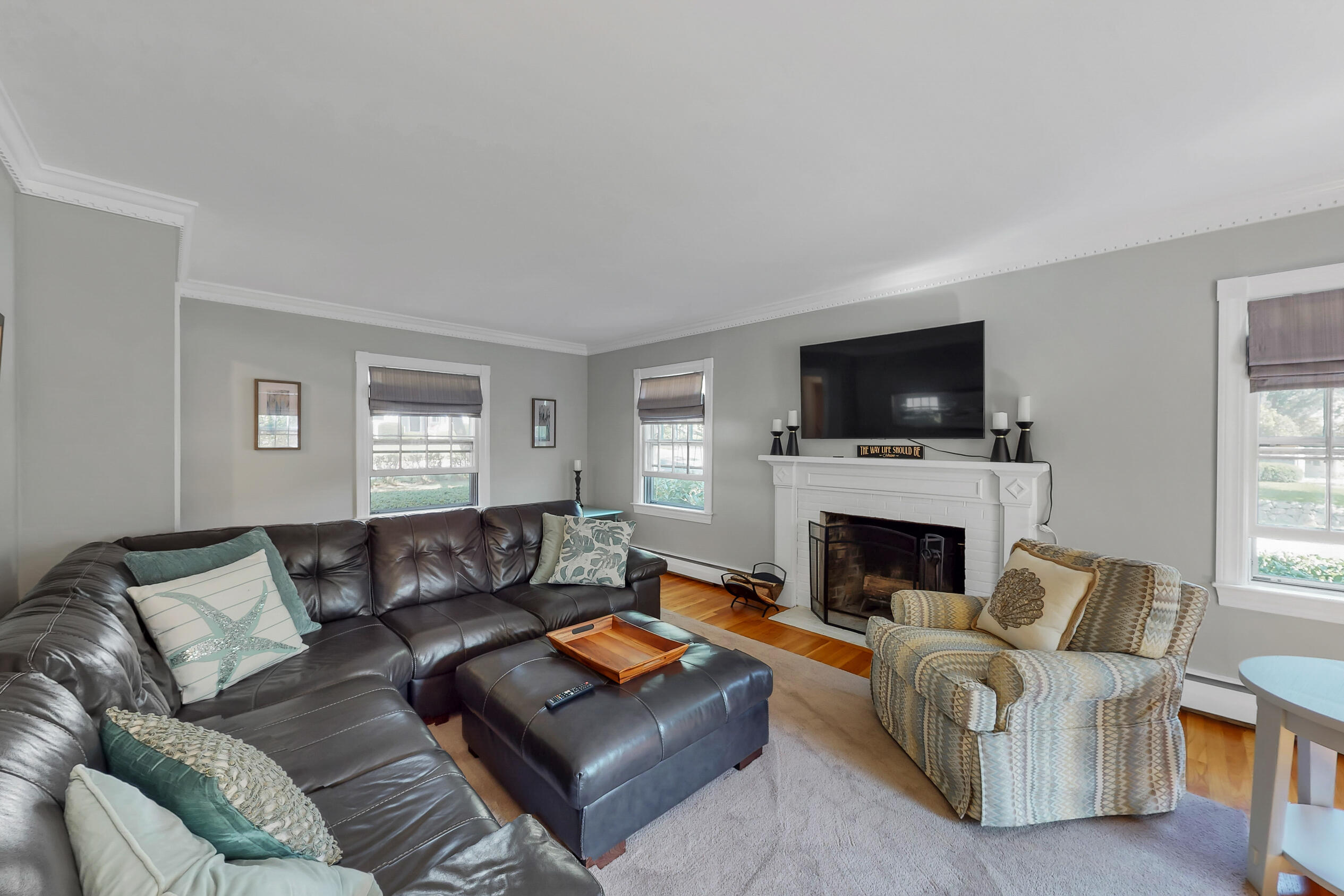 175 Sea Road Kennebunk, ME 04043 - Photo 13 of 41 175 Sea Rd living fireplace