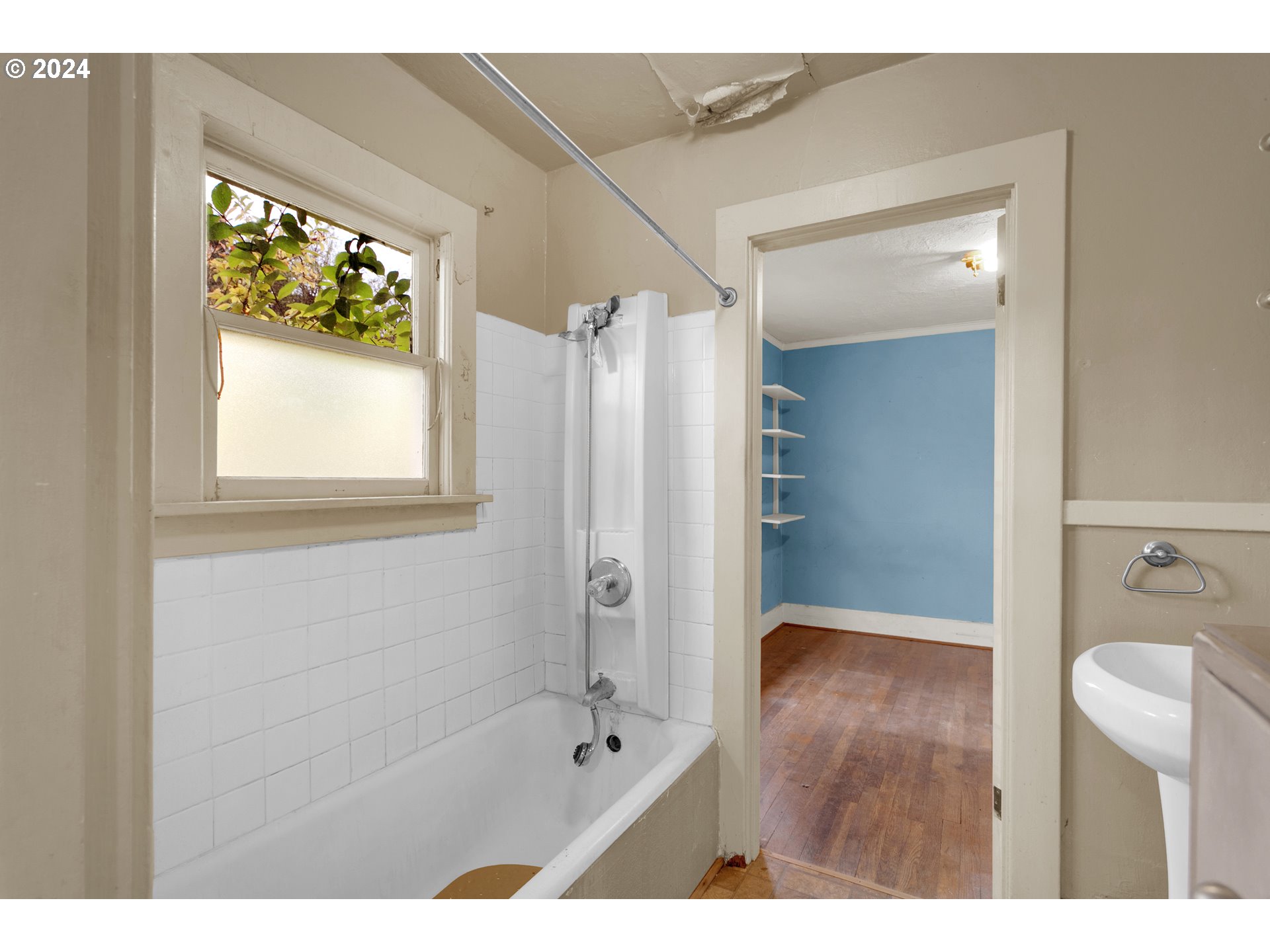 1214 Northeast 71st Avenue Portland, OR 97213 - Photo 18 of 31