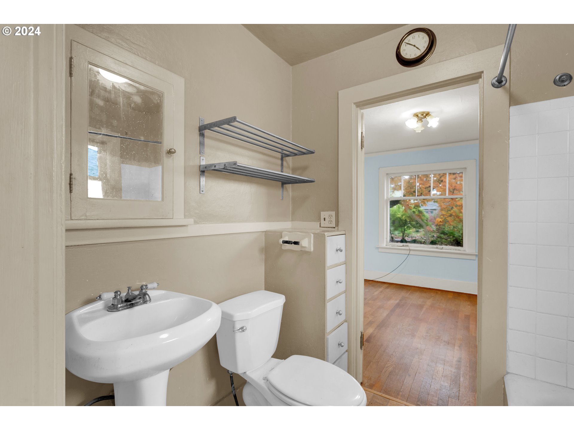 1214 Northeast 71st Avenue Portland, OR 97213 - Photo 19 of 31