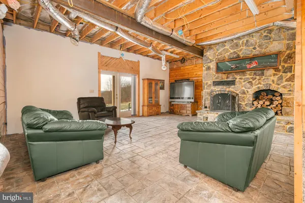 $1,500,000 | 17051 Laurel Run Road Southwest, Barton, MD 21521