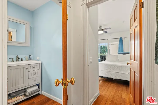 $8,500 | 925 Dickson Street, Marina del Rey, CA 90292