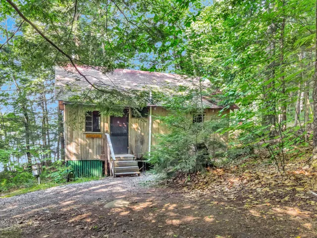 $1,599,000 | 103 Taylor Woods Road, Belgrade, ME 04917