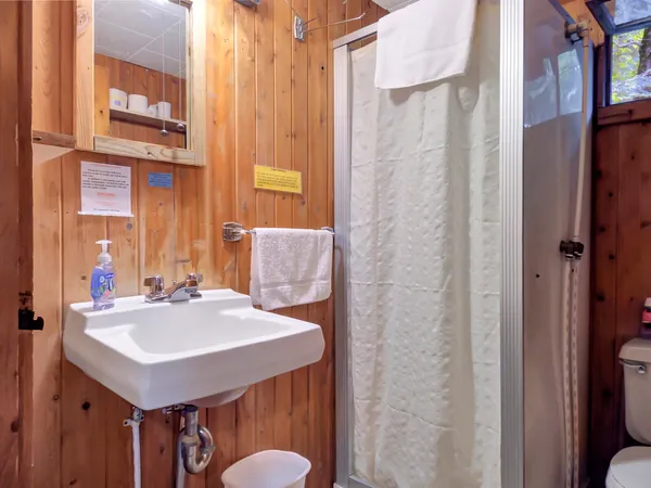 $1,599,000 | 103 Taylor Woods Road, Belgrade, ME 04917
