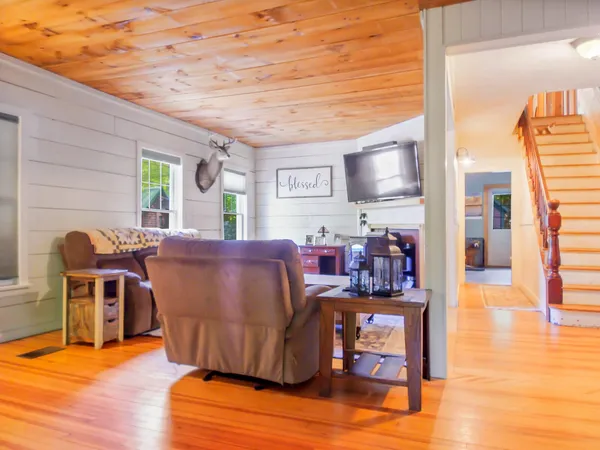 $1,599,000 | 103 Taylor Woods Road, Belgrade, ME 04917