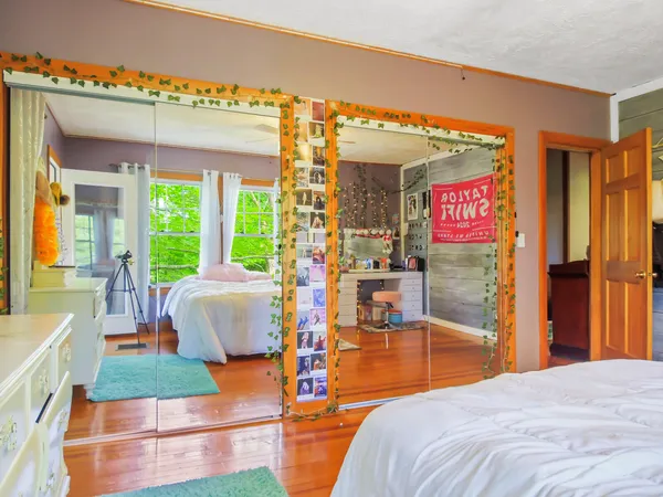 $1,599,000 | 103 Taylor Woods Road, Belgrade, ME 04917