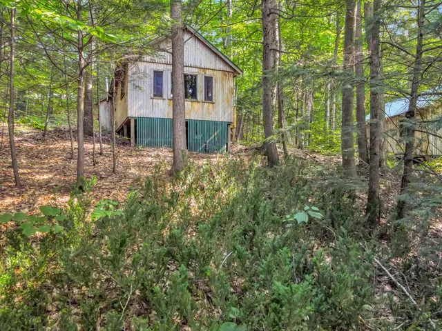 $1,599,000 | 103 Taylor Woods Road, Belgrade, ME 04917