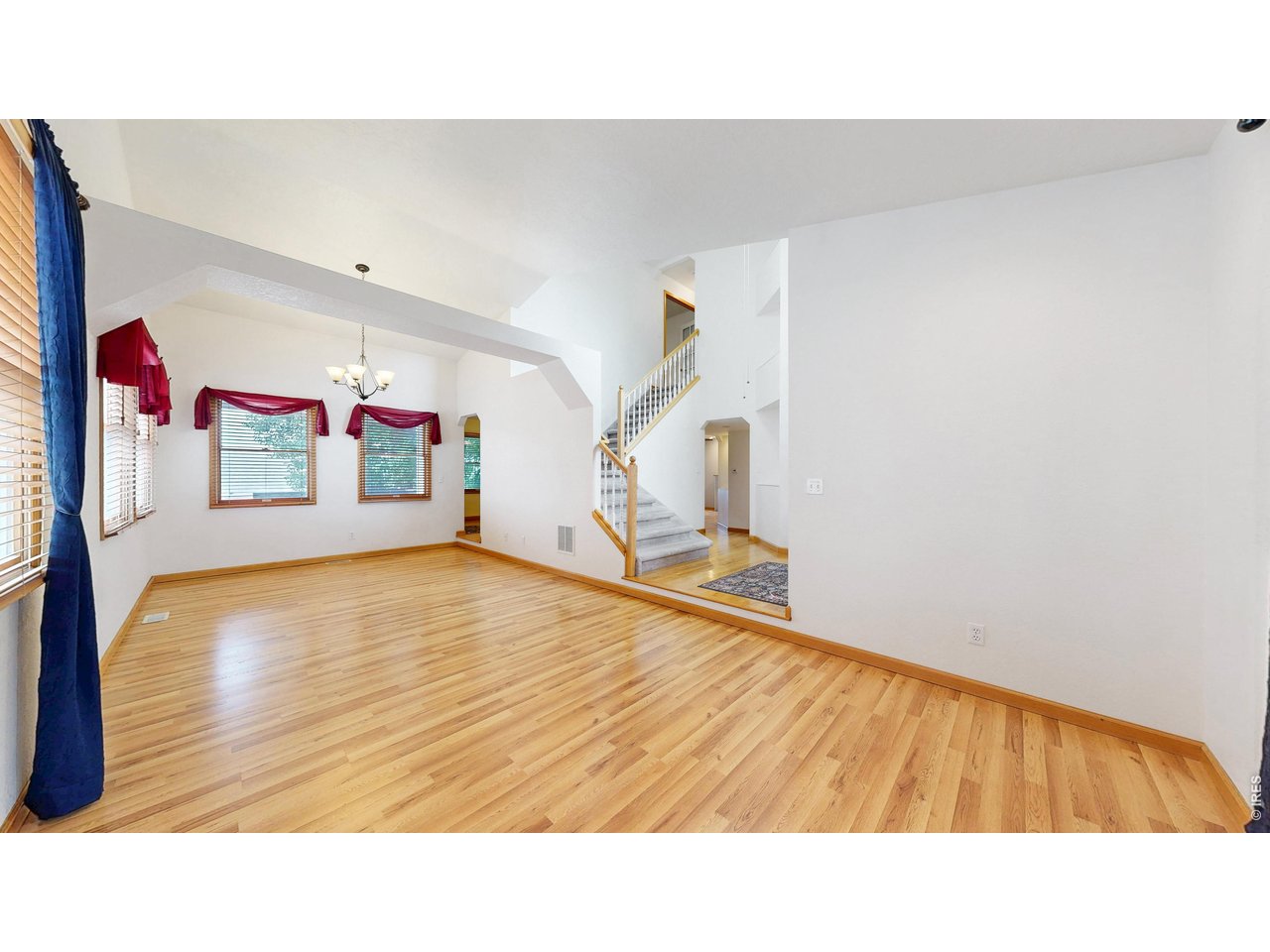 5017 West 6th Street Road Greeley, CO 80634 - Photo 5 of 42 Family room off of entry way