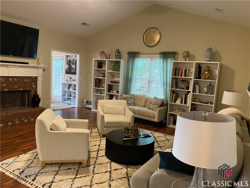 521 Greenlee Road Athens, GA 30606 - Photo 6 of 27 Living
