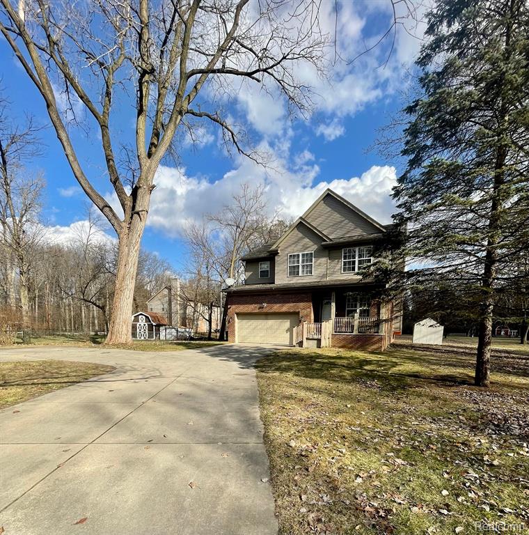 23804 Berg Road Southfield, MI 48033 - Photo 3 of 44 Gallery Image 3