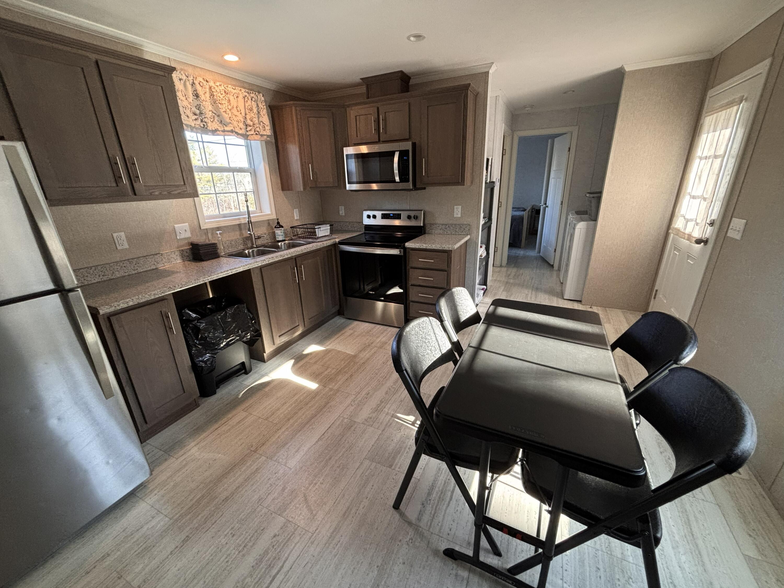 119 Gardiner Road Wiscasset, ME 04578 - Photo 4 of 20 kitchen