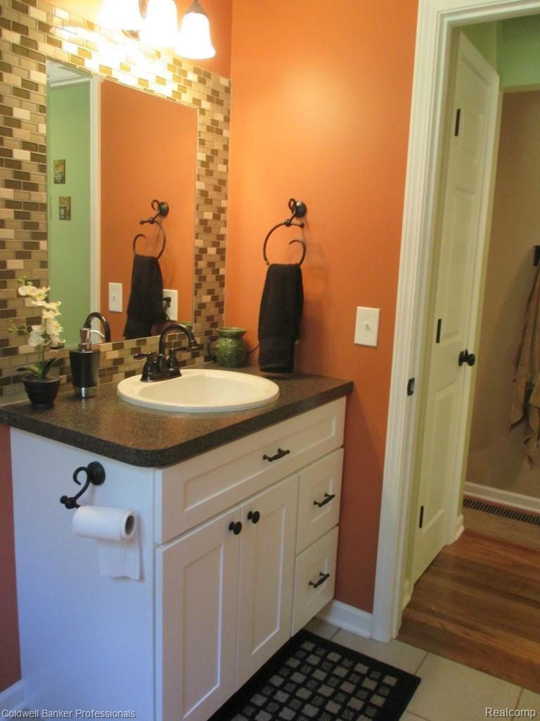 3395 Farnsworth Road Lapeer, MI 48446 - Photo 28 of 63 Farnsworth 3395 016.jpg