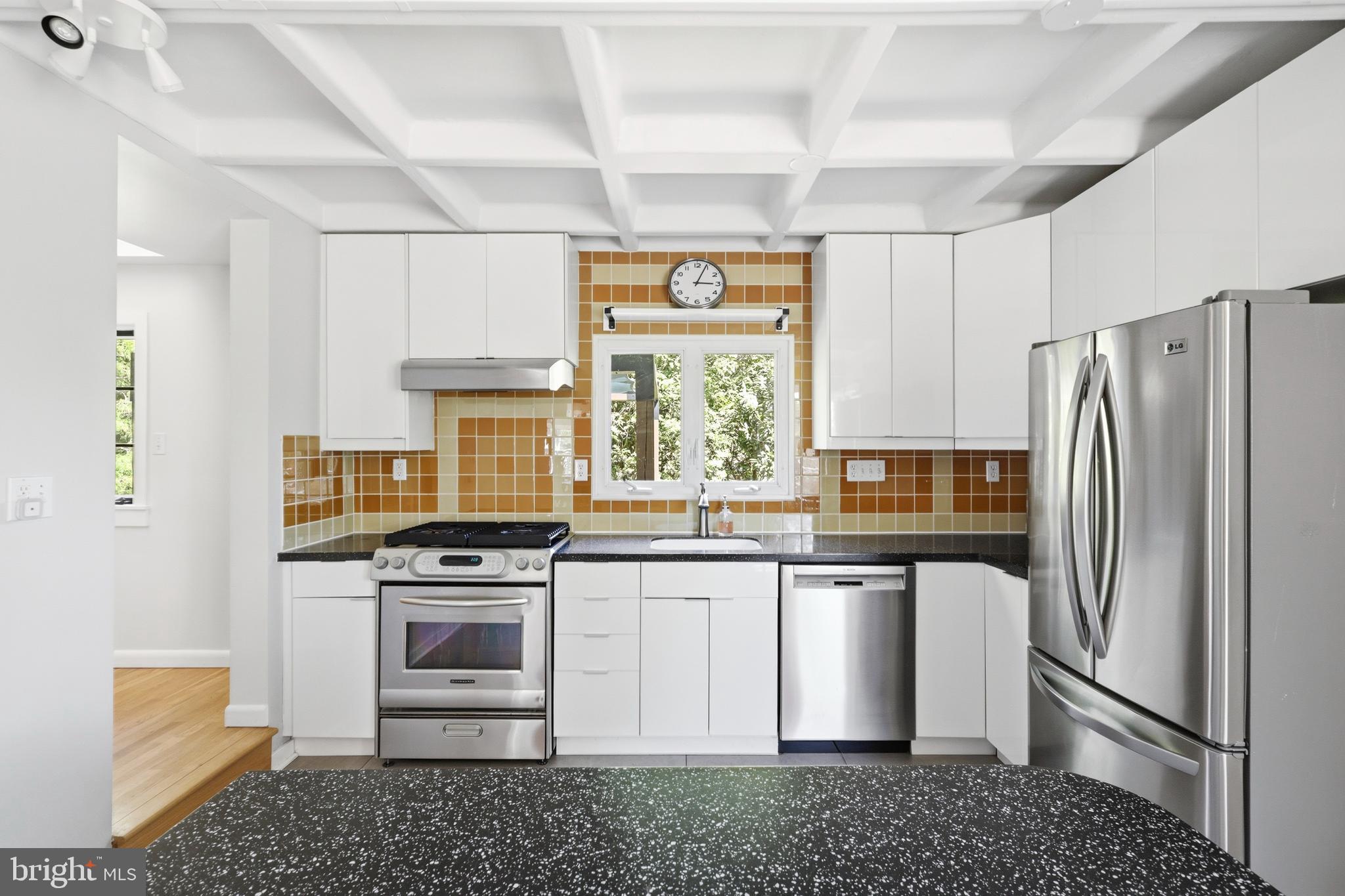 8207 MacArthur Road Wyndmoor, PA 19038 - Photo 15 of 47 Gallery Image 15
