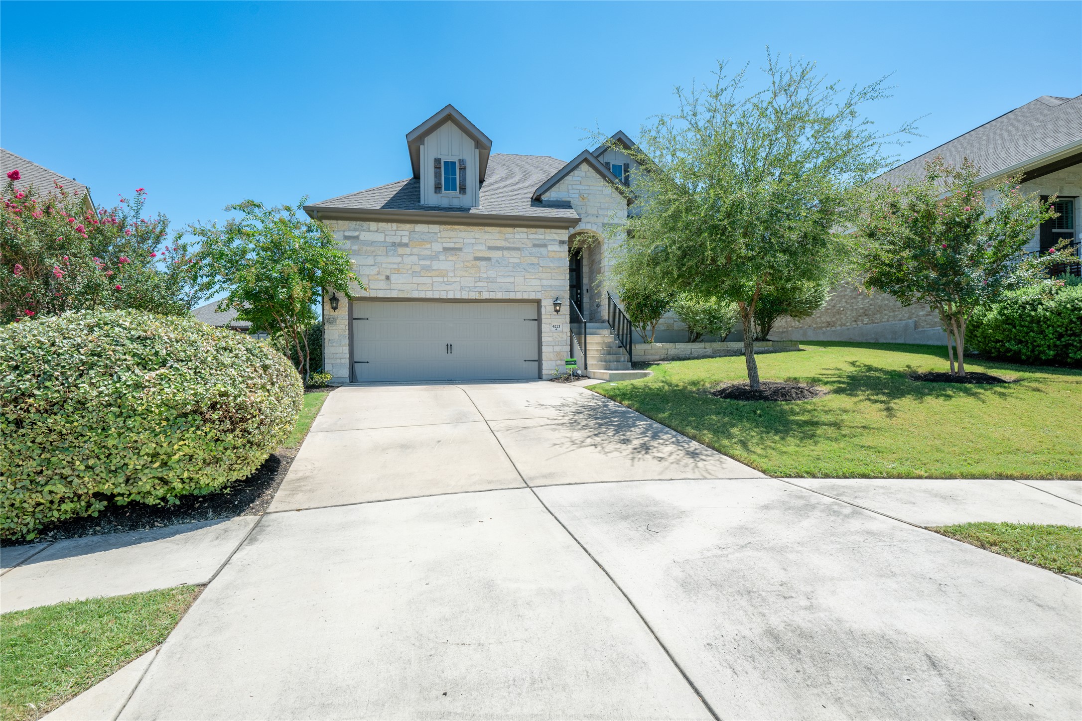 4221 Mercer Road Georgetown, TX 78628 - Photo 2 of 29