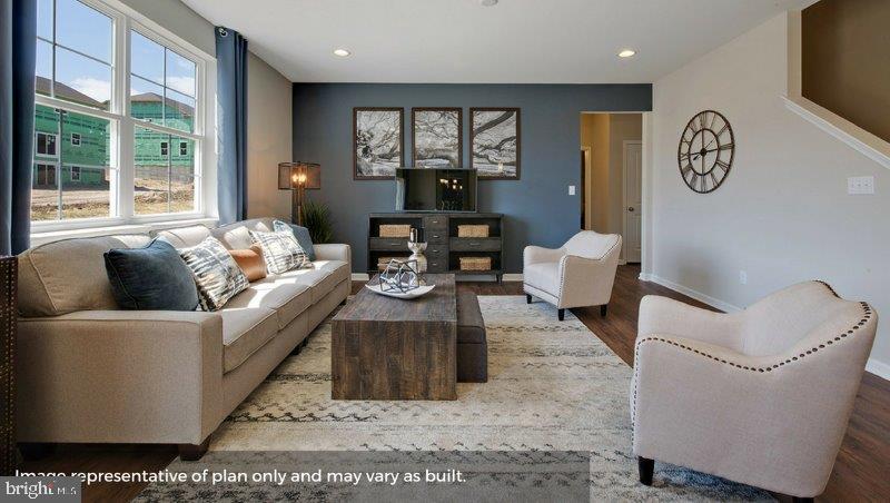 9153 Riverhill Road Laurel, MD 20723 - Photo 13 of 52 Gallery Image 13