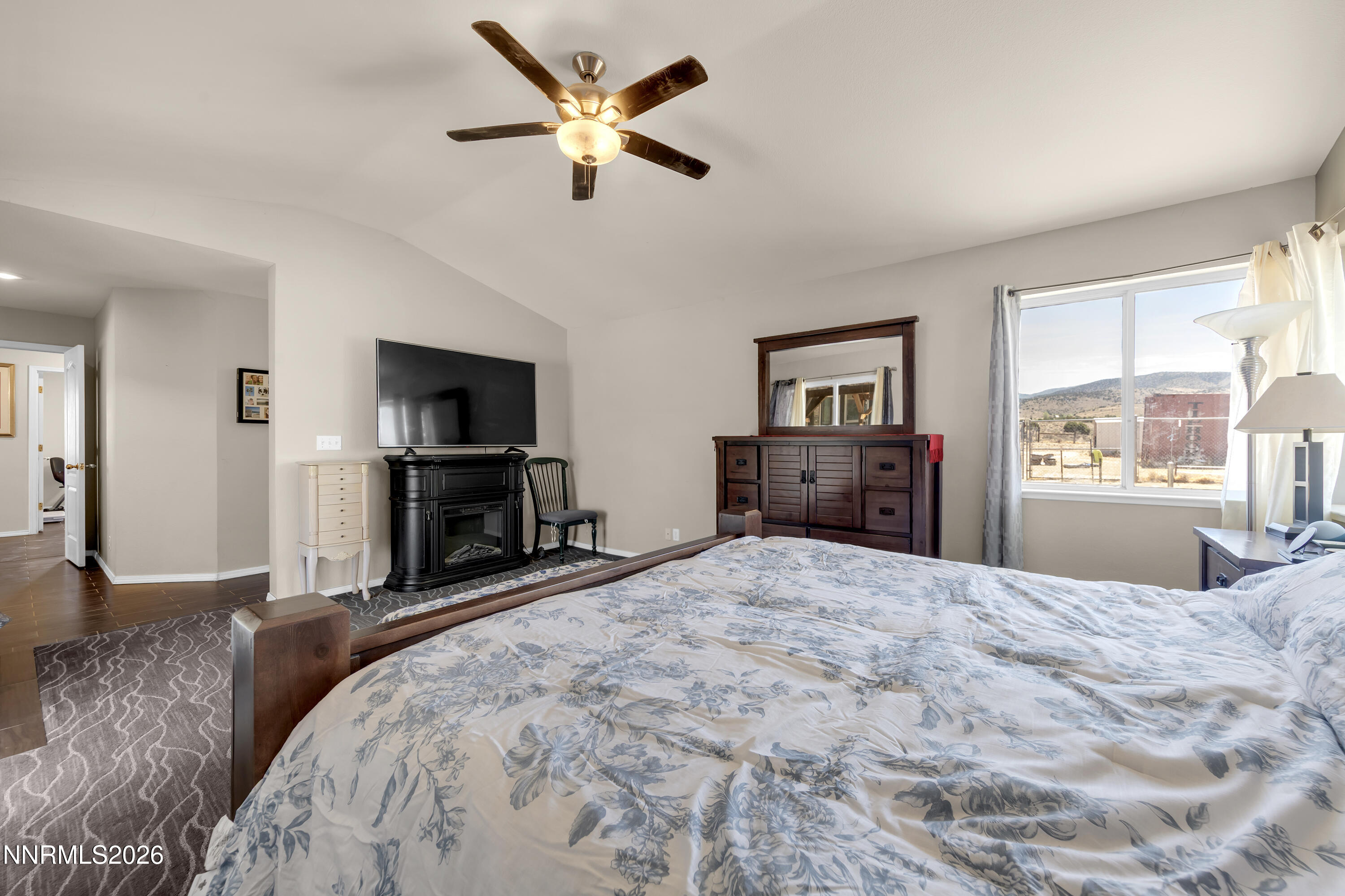 5855 Quaking Aspen Road Reno, NV 89510 - Photo 22 of 60 QuakingAspen5855-022
