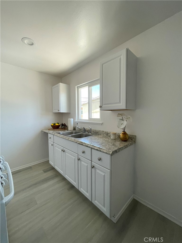 1781 West Ball Road, Unit 4 Anaheim, CA 92804 - Photo 10 of 15