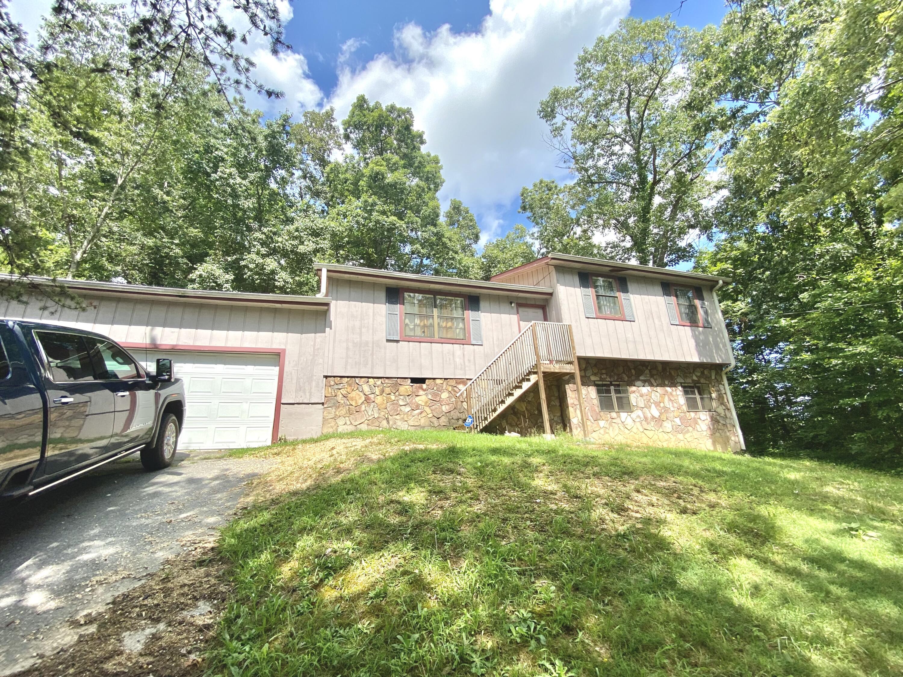 Great Hixson Location!