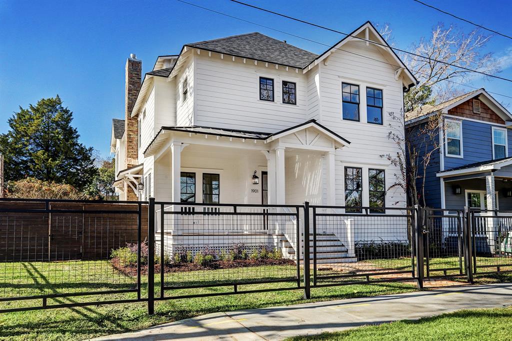 Beautiful Home by Morse Renovations and Custom Homes on Corner Lot in Houston Heights.