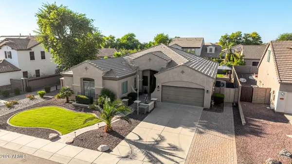 $650,000 | 3104 East Muirfield Street, Gilbert, AZ 85298