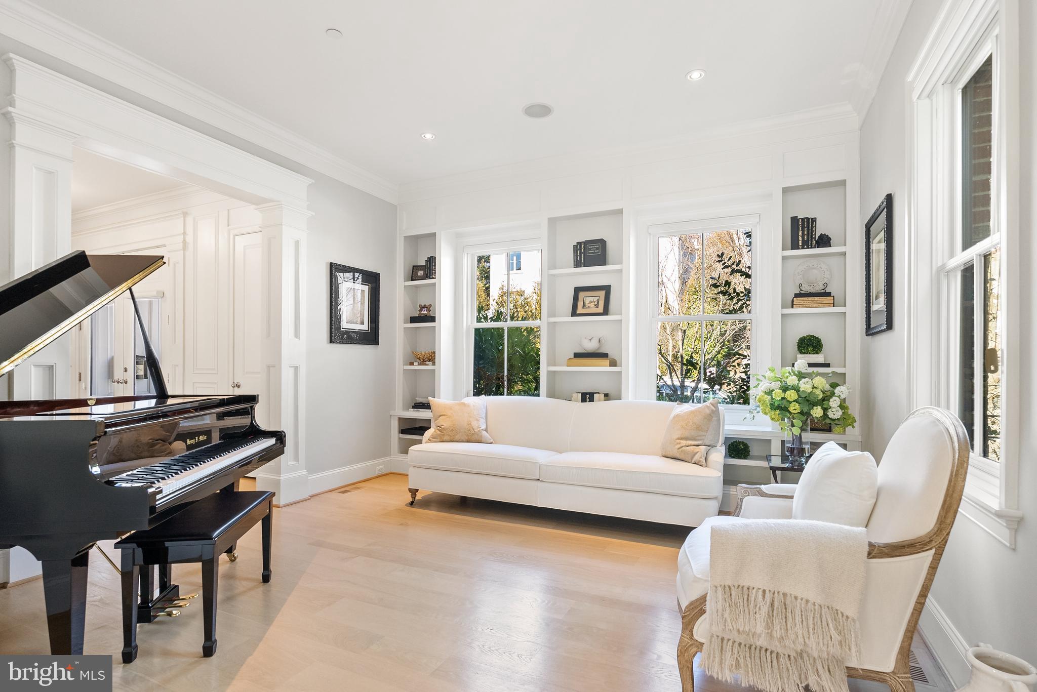 4410 Meadow Road Washington, DC 20007 - Photo 10 of 30 a living room with furniture and a flat screen tv