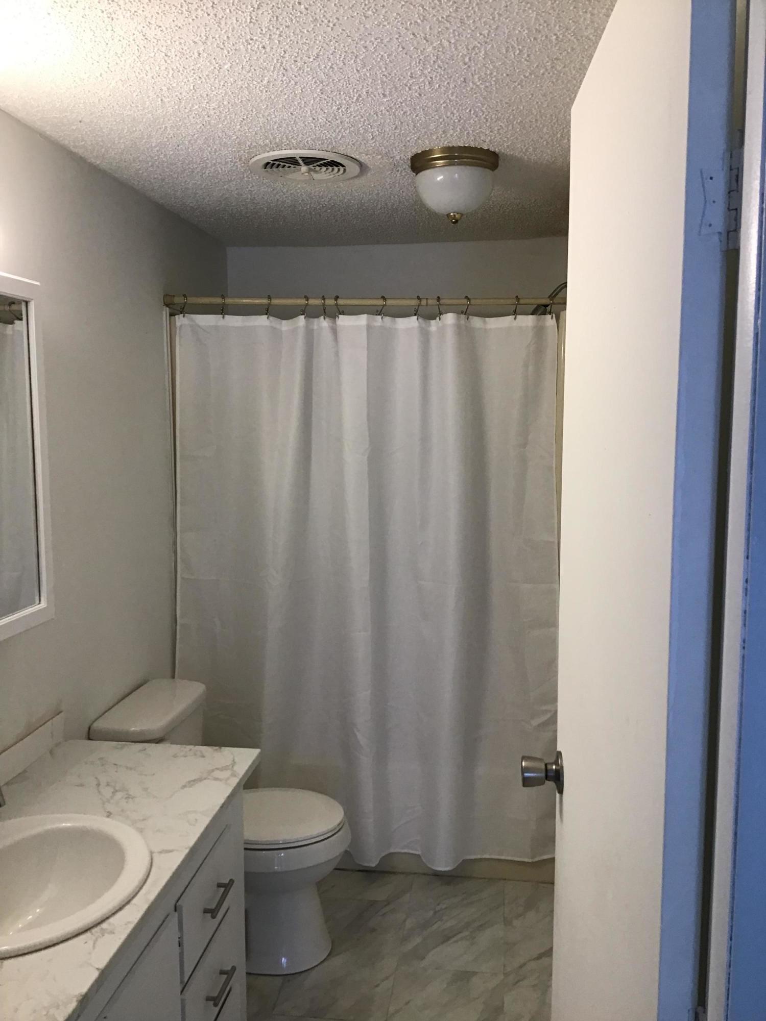 23091 Tradewind Road Boca Raton, FL 33428 - Photo 16 of 20 Bathroom