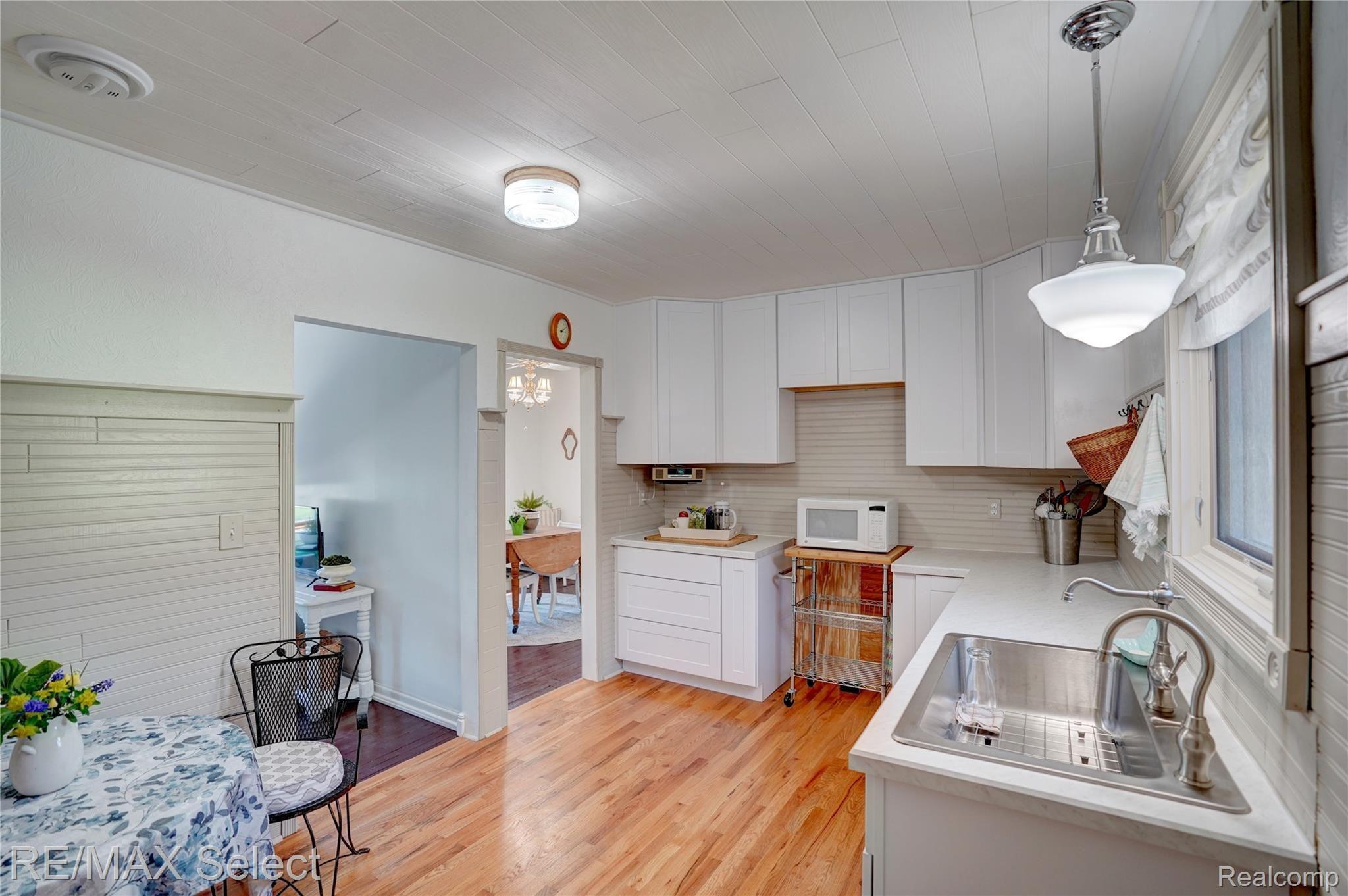 7409 Embury Road Grand Blanc, MI 48439 - Photo 8 of 36 7409 Embury Rd 26.jpg
