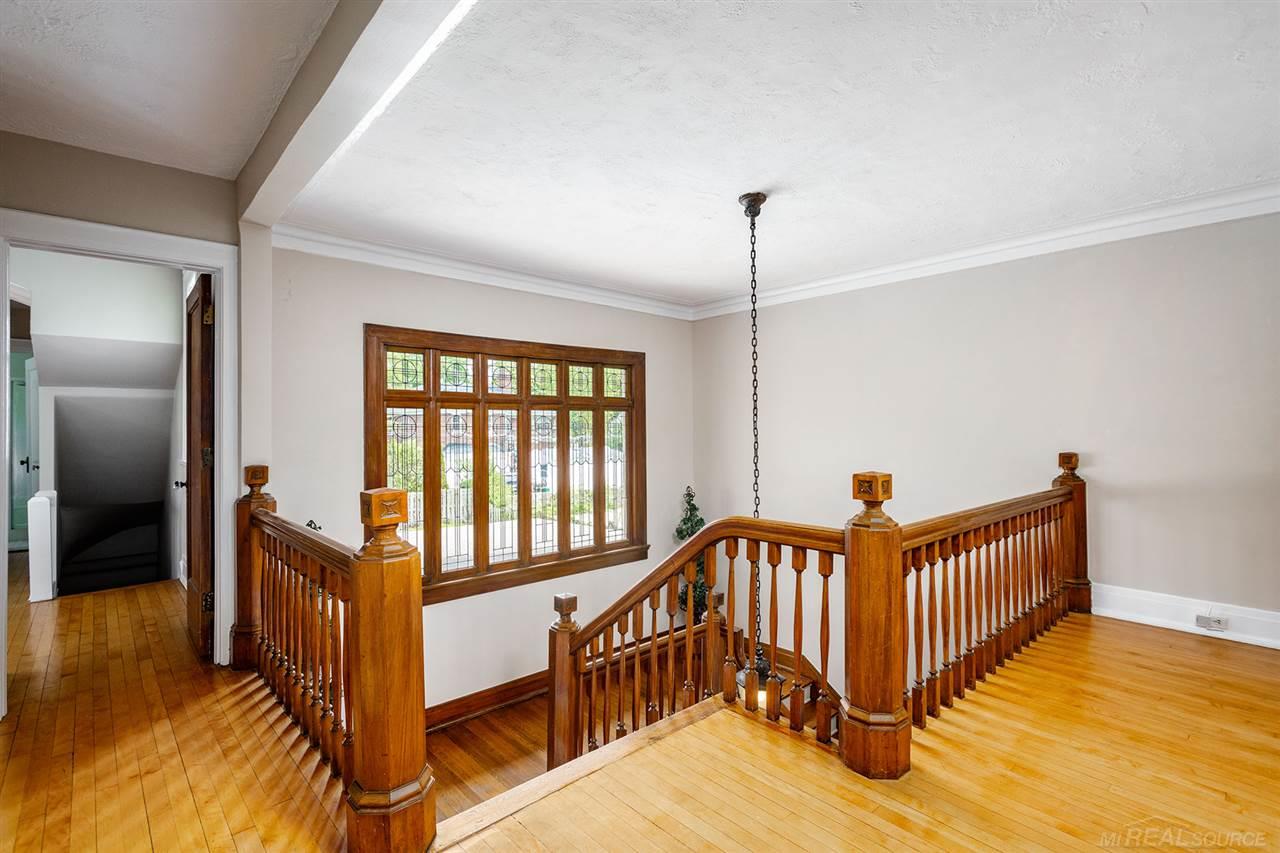 1050 Yorkshire Road Grosse Pointe, MI 48230 - Photo 53 of 85 50012855-52.JPG