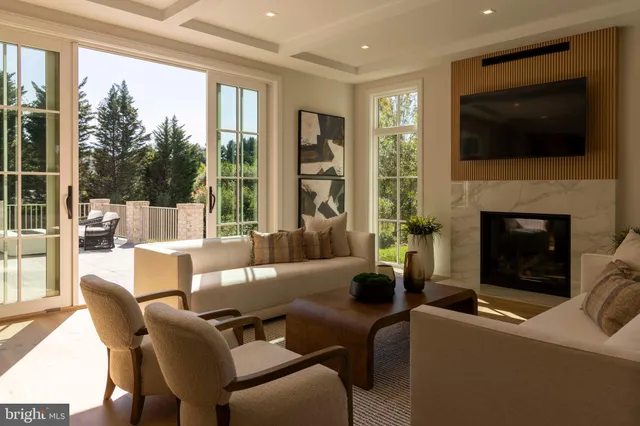 $5,795,000 | 9605 Georgetown Pike, Great Falls, VA 22066