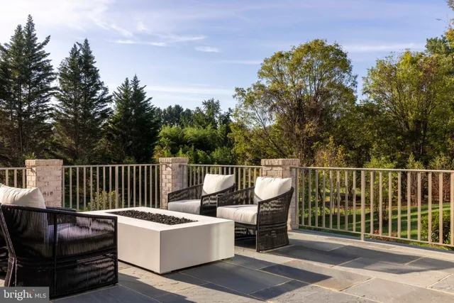 $5,795,000 | 9605 Georgetown Pike, Great Falls, VA 22066