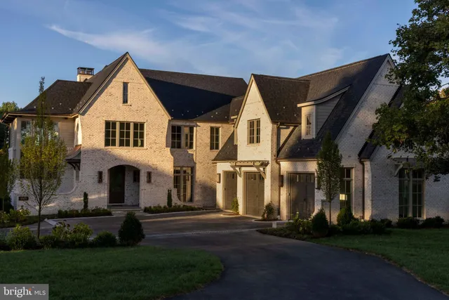 $5,795,000 | 9605 Georgetown Pike, Great Falls, VA 22066