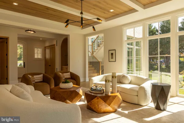 $5,795,000 | 9605 Georgetown Pike, Great Falls, VA 22066